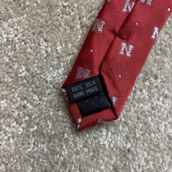 The Jardine Tie Mens Red Nebraska NCAA Workwear Business Outdoor NEW - Picture 5 of 8